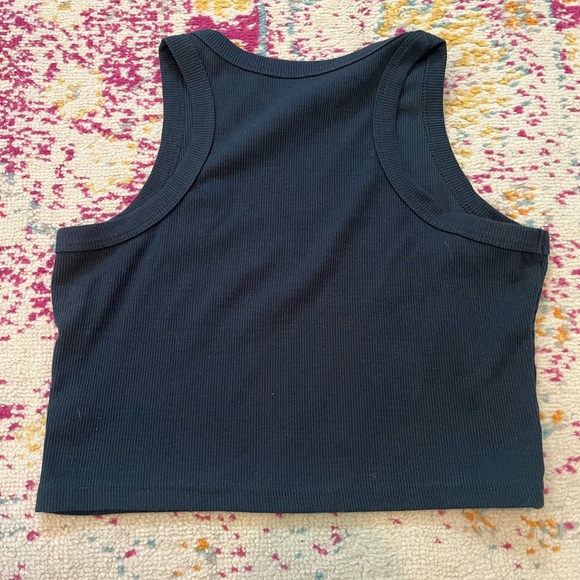 Sleeveless Ribbed Tank Tops - Picture 4 of 4
